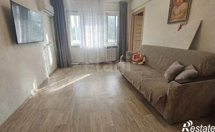 4-комн квартира ул Гурьянова, 18,  д. 18