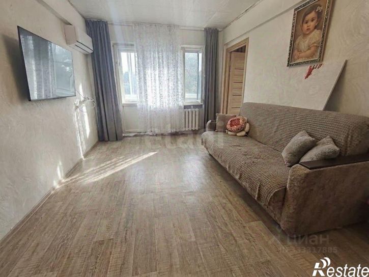 4-комн квартира ул Гурьянова, 18,  д. 18