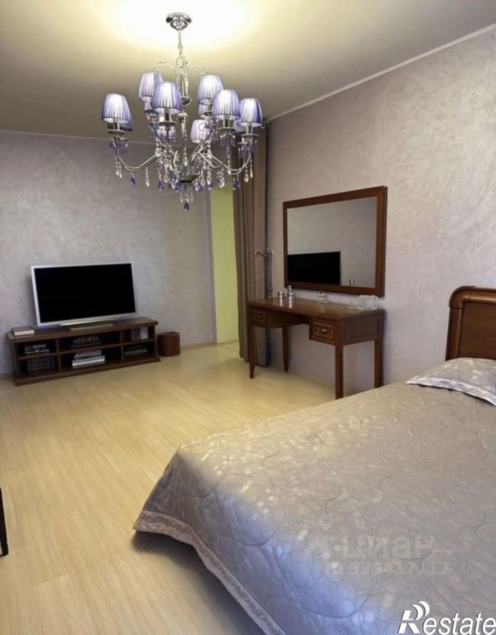 3-комн квартира ул Генерала Попова, 8А,  д. 8А