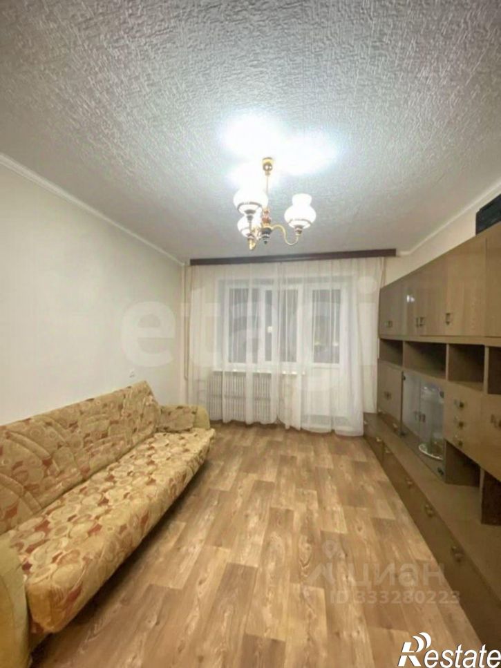 2-комн квартира б-р Энтузиастов, 1,  д. 1