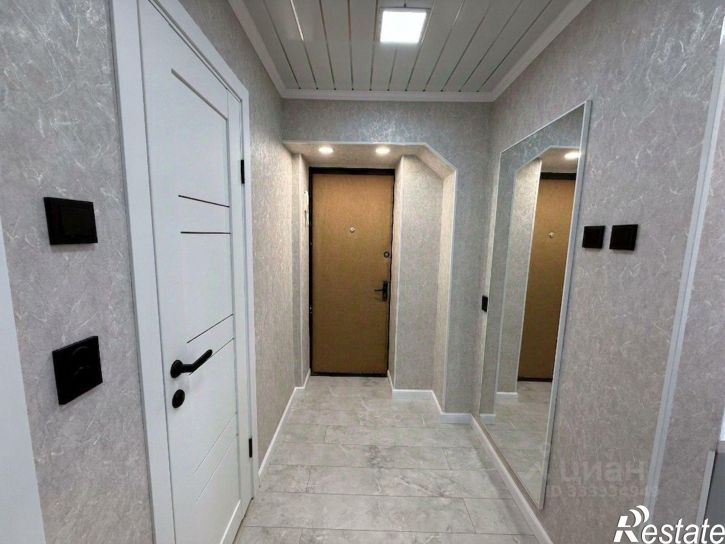 1-комн квартира ул Хрустальная, 8,  д. 8