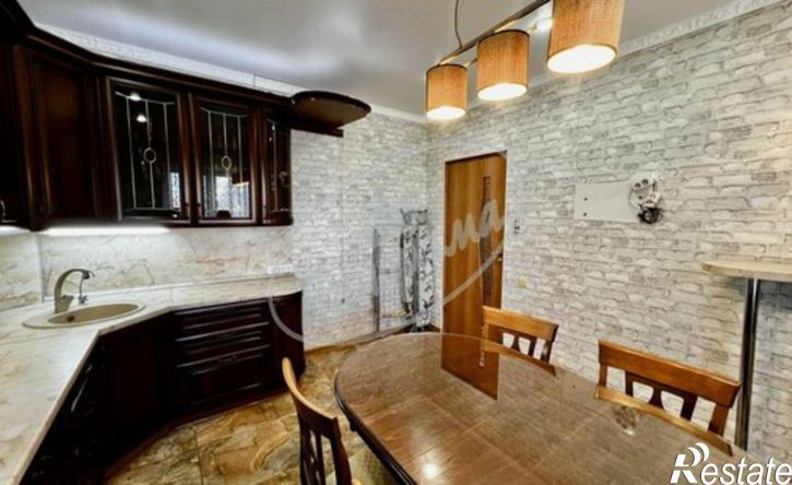 2-комн квартира ул Генерала Попова, 11,  д. 11