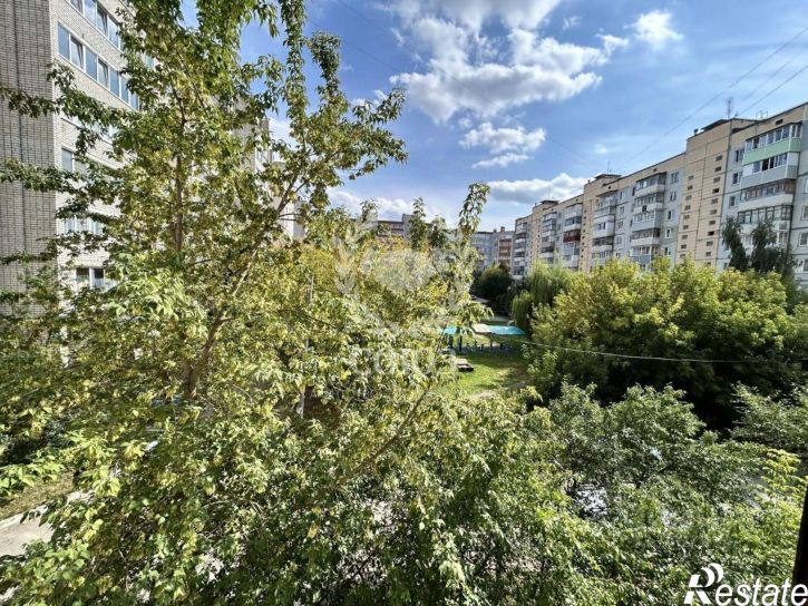 2-комн квартира б-р Моторостроителей, 7,  д. 7