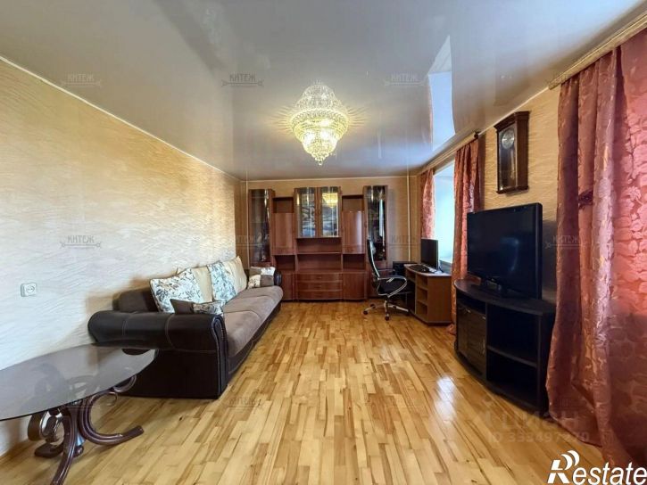 3-комн квартира Хрустальная улица, 10,  д. 10