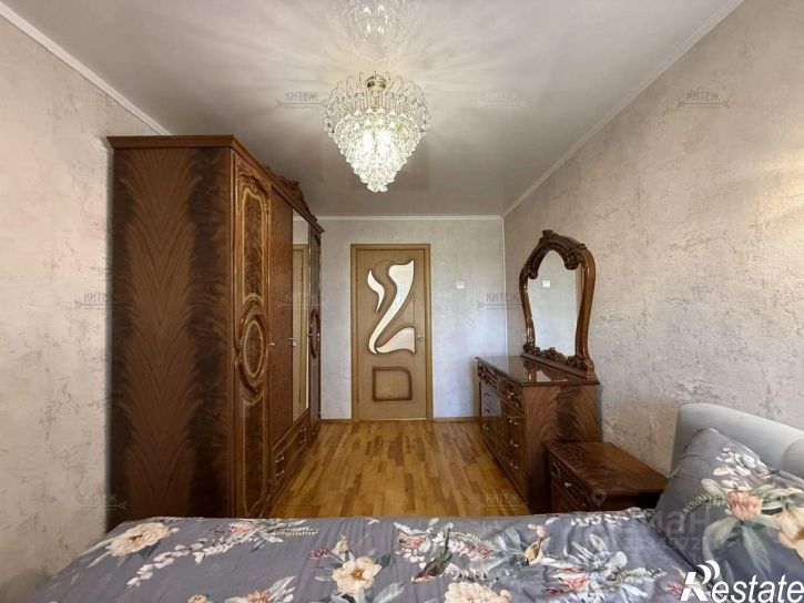 3-комн квартира Хрустальная улица, 10,  д. 10