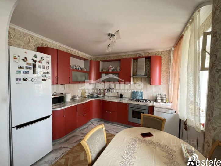2-комн квартира улица Суворова, 160,  д. 160