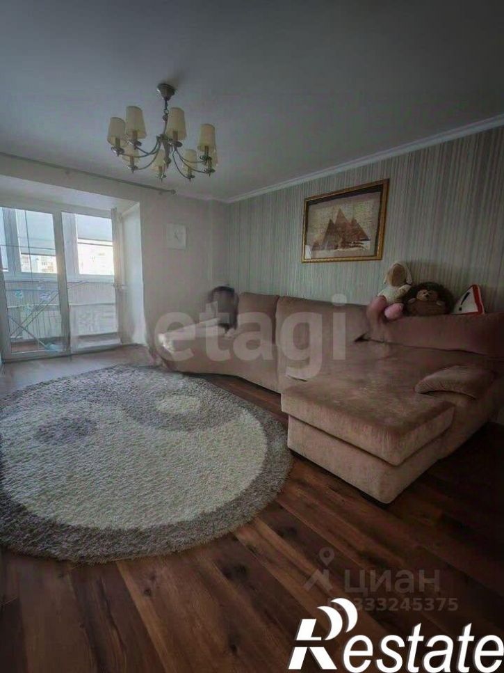 3-комн квартира улица Гурьянова, 73,  д. 73