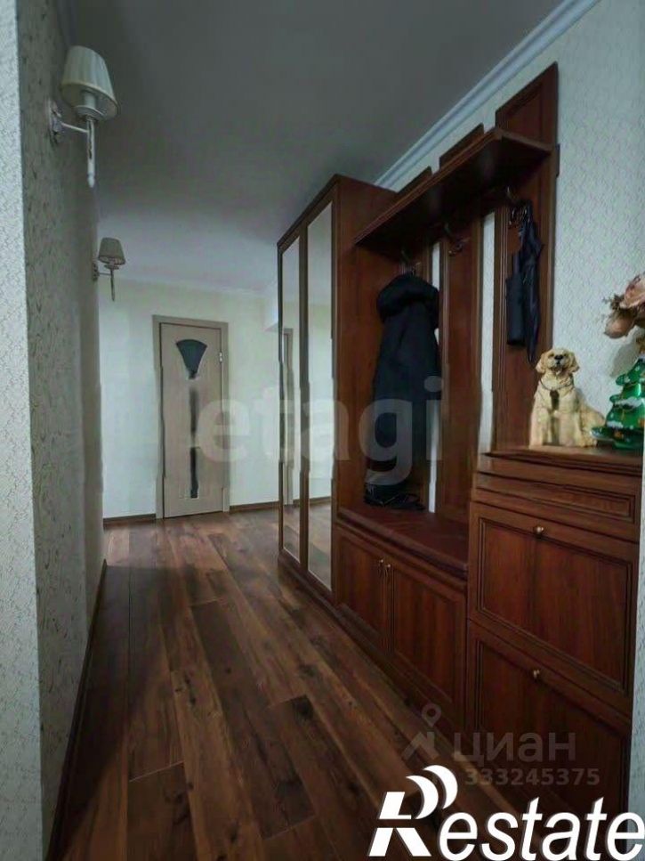 3-комн квартира улица Гурьянова, 73,  д. 73