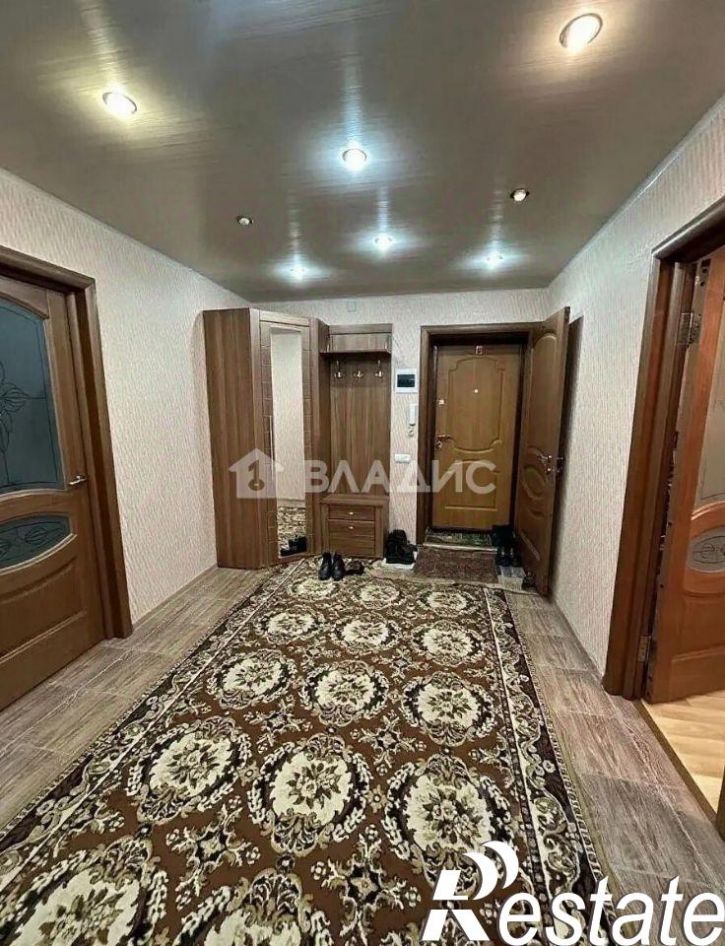 2-комн квартира улица Гурьянова, 18 к1,  д. 18 к1