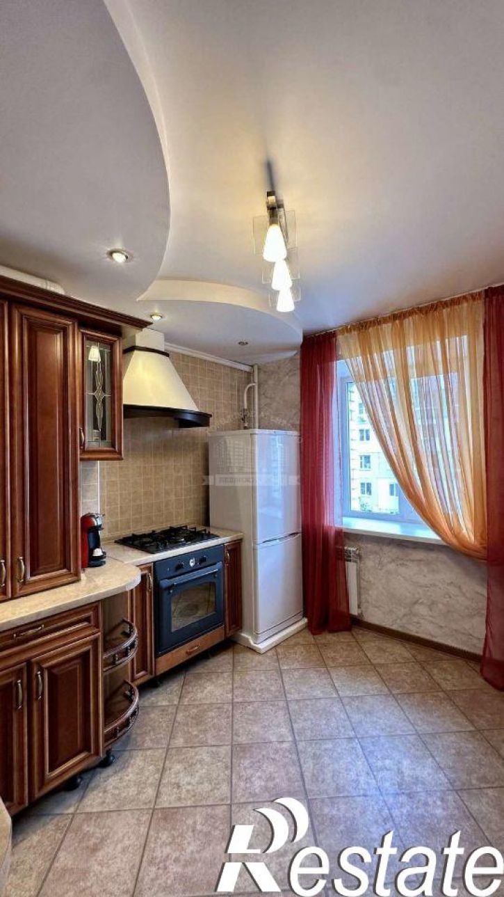 3-комн квартира улица Маяковского, 43,  д. 43
