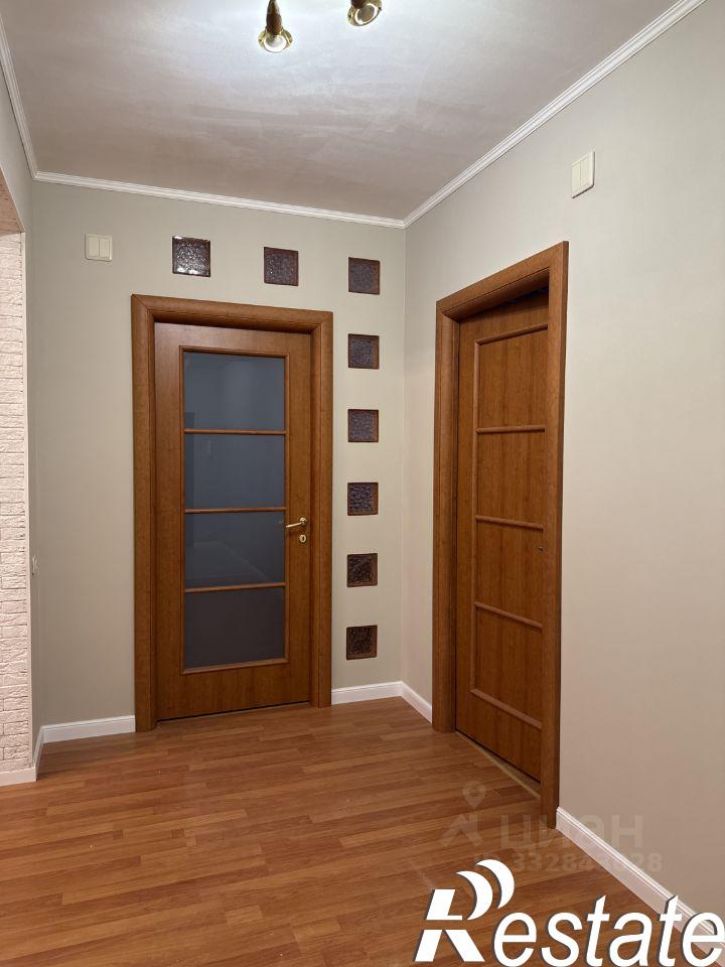 3-комн квартира улица Гурьянова, 26,  д. 26