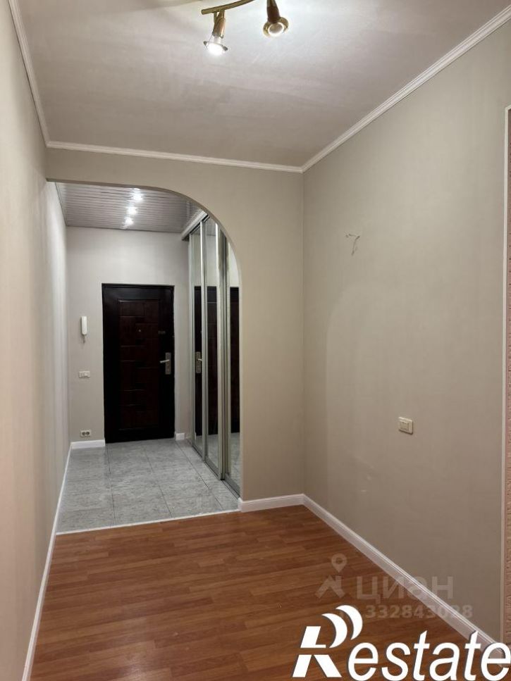 3-комн квартира улица Гурьянова, 26,  д. 26