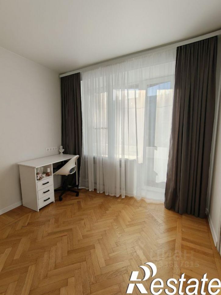 2-комн квартира улица Дзержинского, 15А,  д. 15А