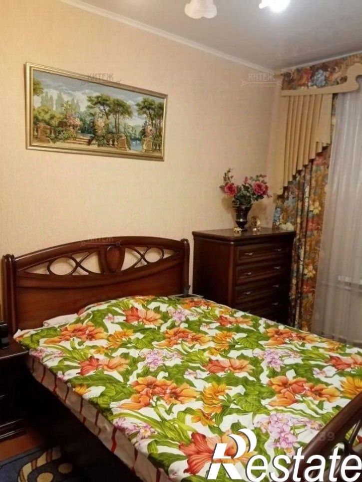 2-комн квартира улица Суворова, 118,  д. 118