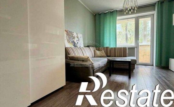 3-комн квартира улица Генерала Попова, 18 к1,  д. 18 к1