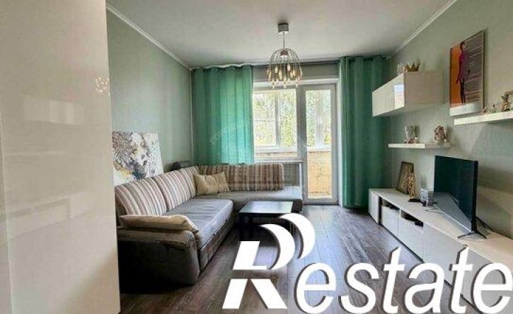 3-комн квартира улица Генерала Попова, 18 к1,  д. 18 к1