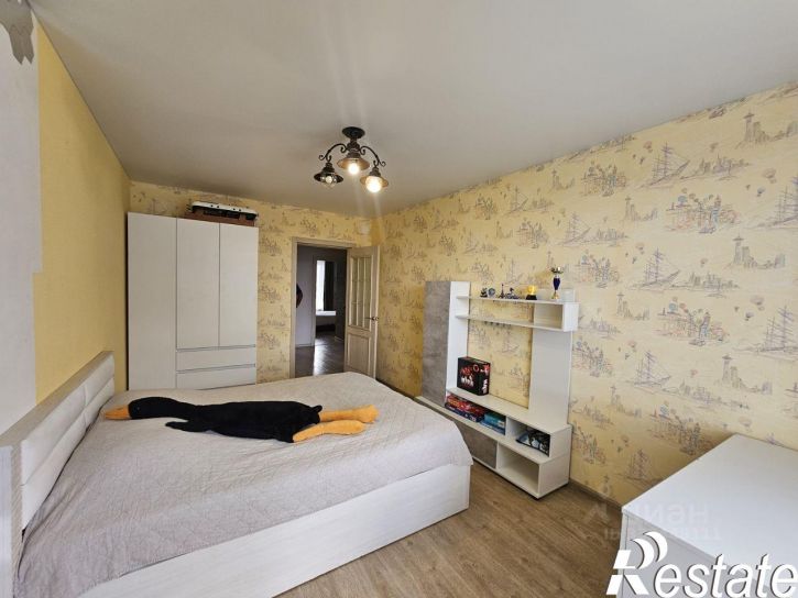 3-комн квартира улица Петра Тарасова, 9,  д. 9