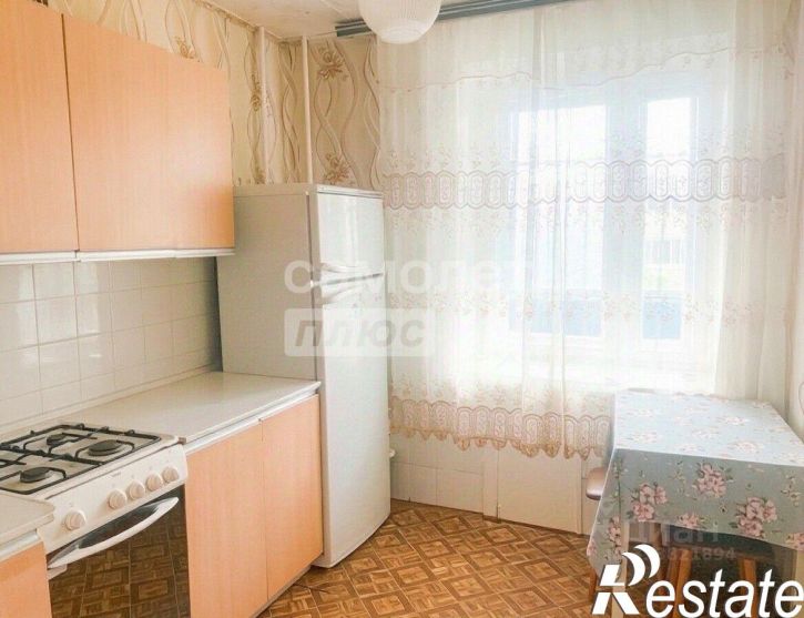 2-комн квартира улица Постовалова, 10,  д. 10