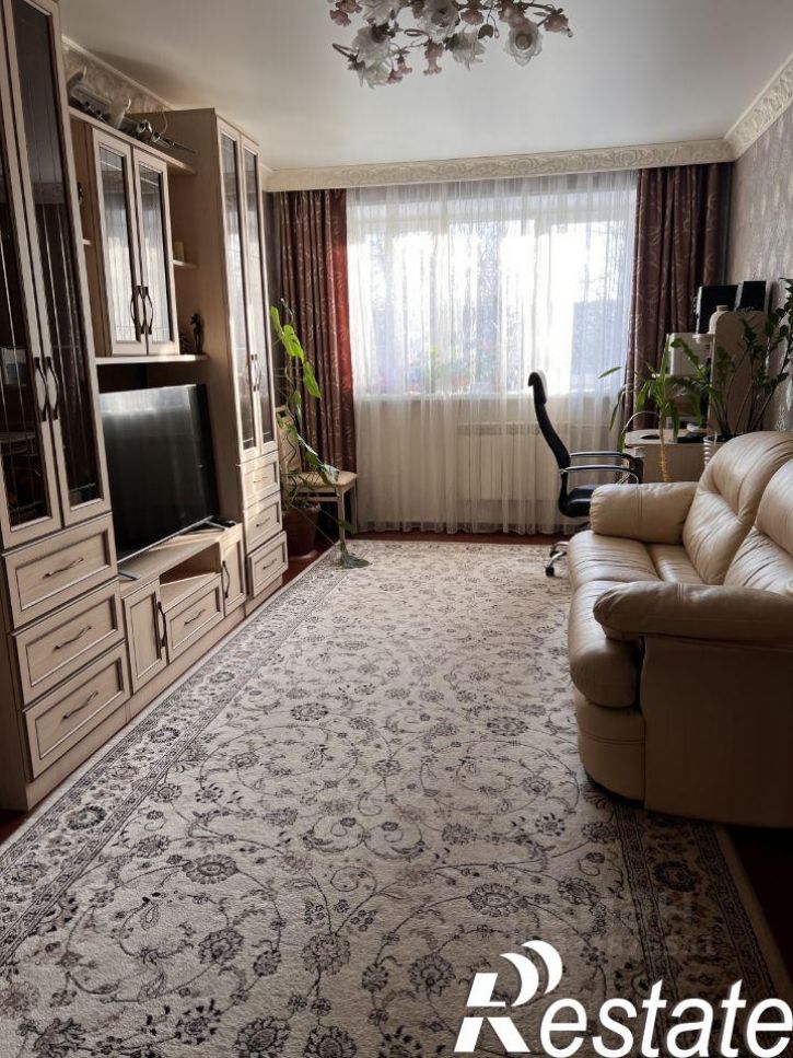 3-комн квартира Гвардейская улица, 1,  д. 1