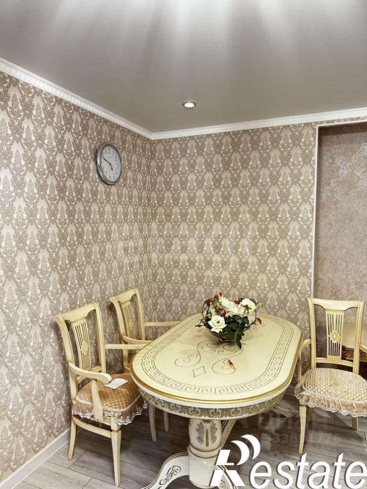3-комн квартира улица Фридриха Энгельса, 80,  д. 80
