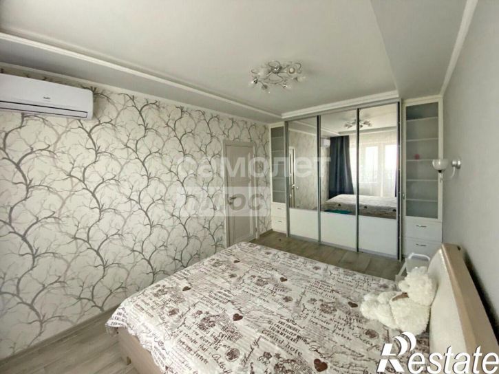 3-комн квартира улица 65 лет Победы, 43,  д. 43