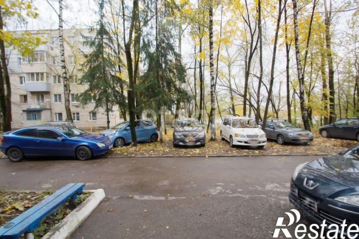 3-комн квартира улица Гурьянова, 10,  д. 10