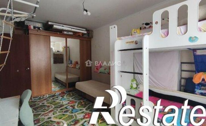 2-комн квартира улица Василия Стригунова, 3,  д. 3