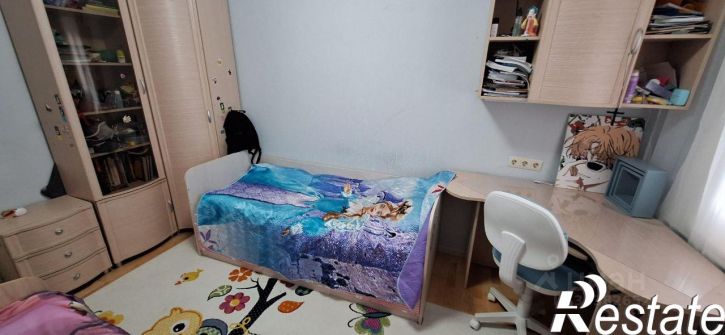 2-комн квартира Знаменская улица, 45,  д. 45