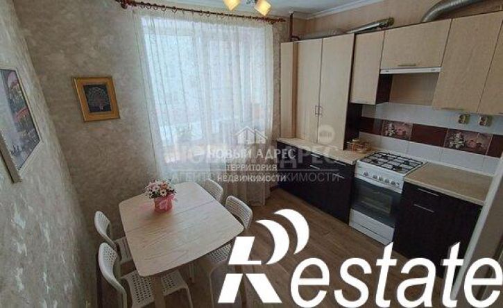 2-комн квартира улица Братьев Луканиных, 13,  д. 13