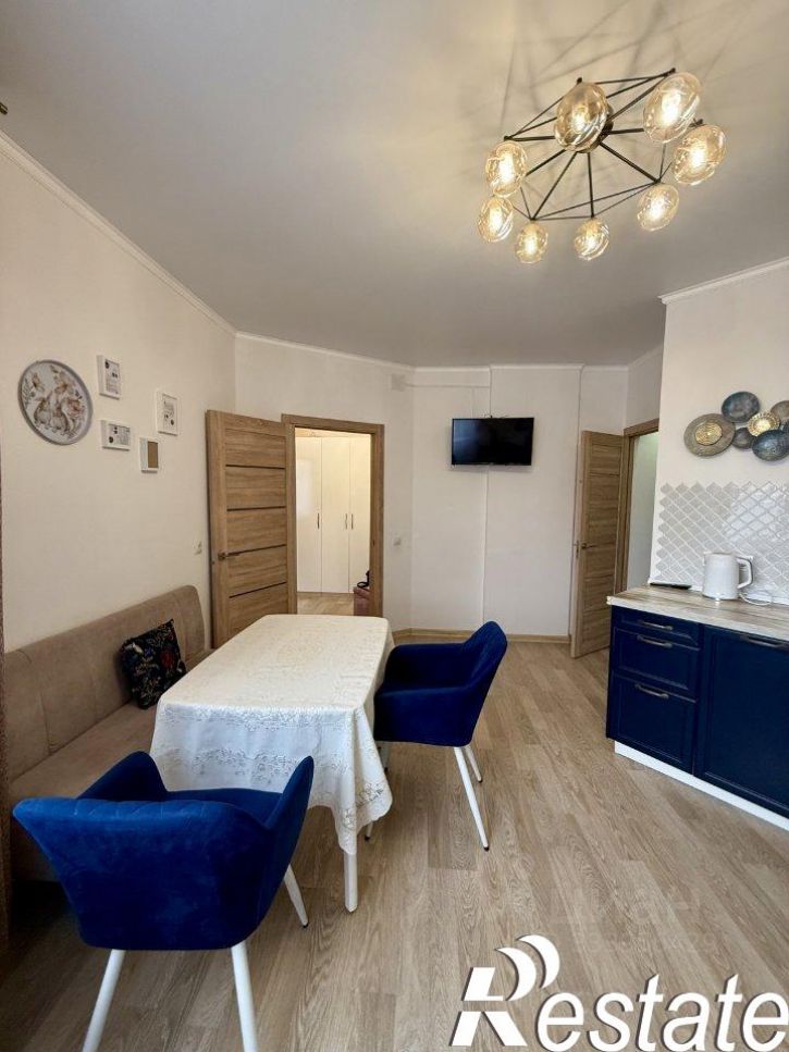2-комн квартира Хрустальный переулок, 29,  д. 29