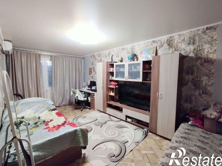 3-комн квартира Карачевская улица, 17,  д. 17
