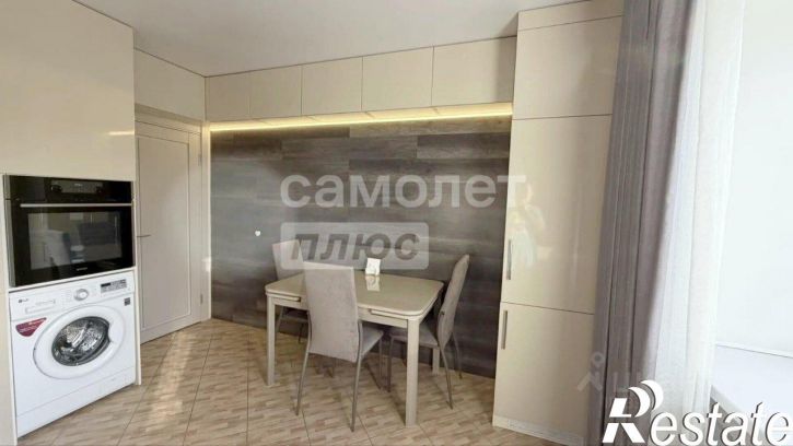 3-комн квартира улица Анненки, 18,  д. 18