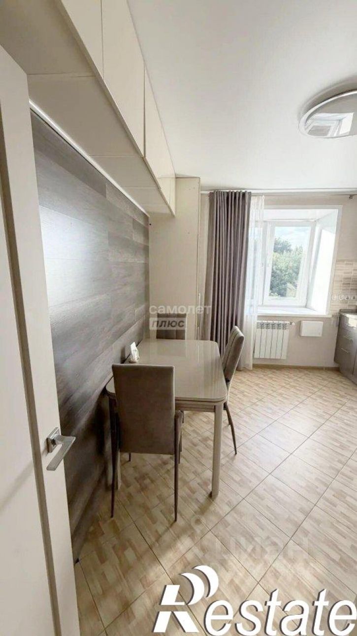 3-комн квартира улица Анненки, 18,  д. 18
