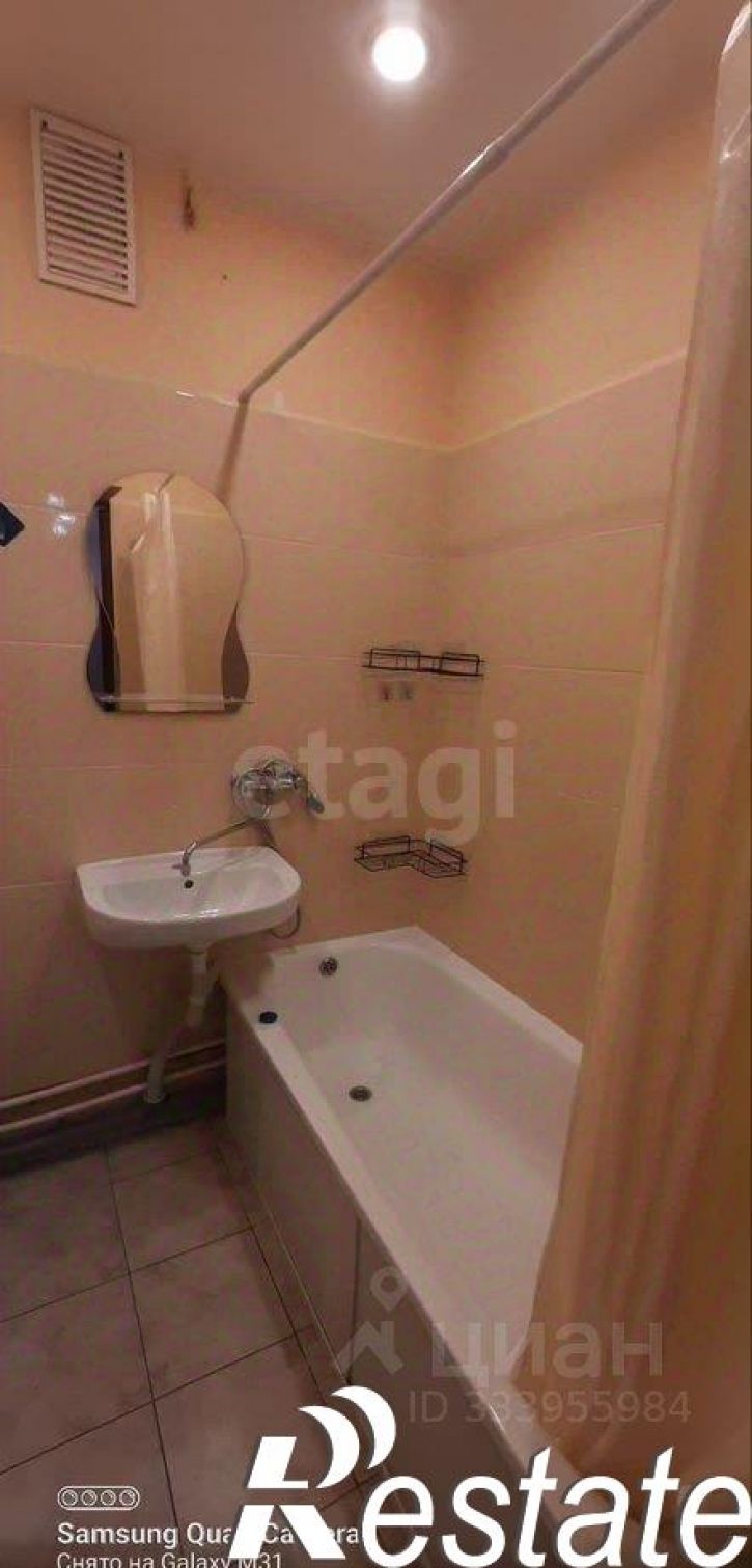2-комн квартира улица Братьев Луканиных, 3,  д. 3