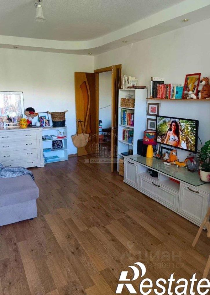 2-комн квартира улица Константиновых, 2,  д. 2