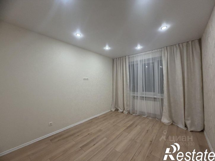 2-комн квартира улица Краснопивцева, 3,  д. 3
