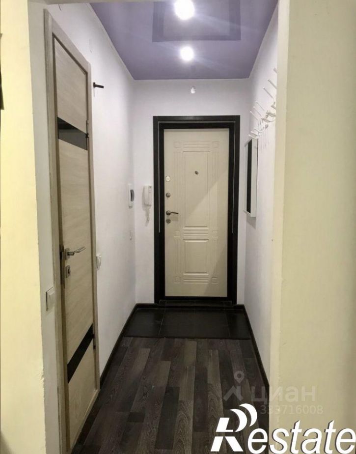 2-комн квартира Хрустальная улица, 54,  д. 54