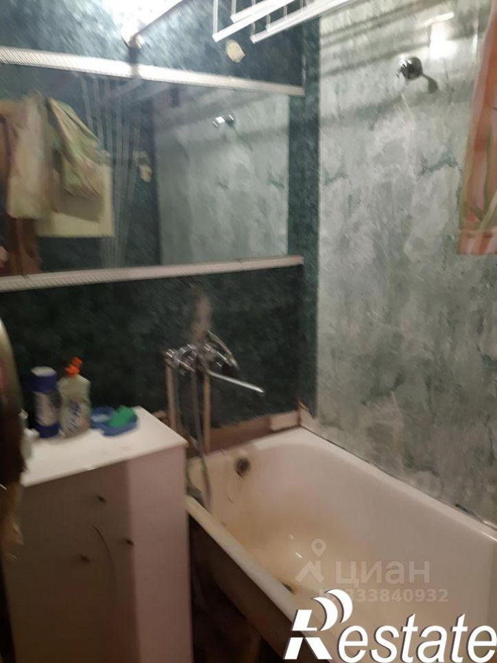 3-комн квартира улица Баррикад, 155,  д. 155