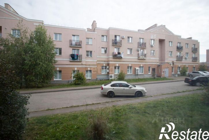 1-комн квартира улица Братьев Луканиных, 11,  д. 11