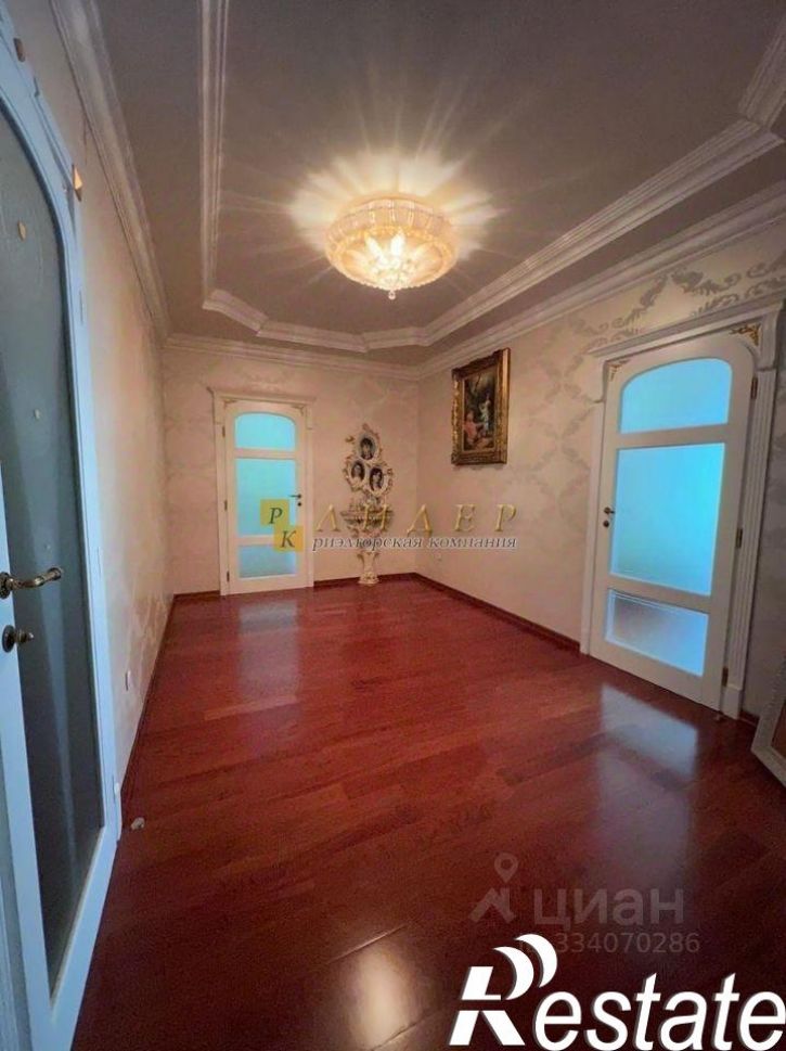 5-комн квартира улица Суворова, 160 к1,  д. 160 к1