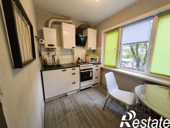3-комн квартира улица Пухова, 19,  д. 19