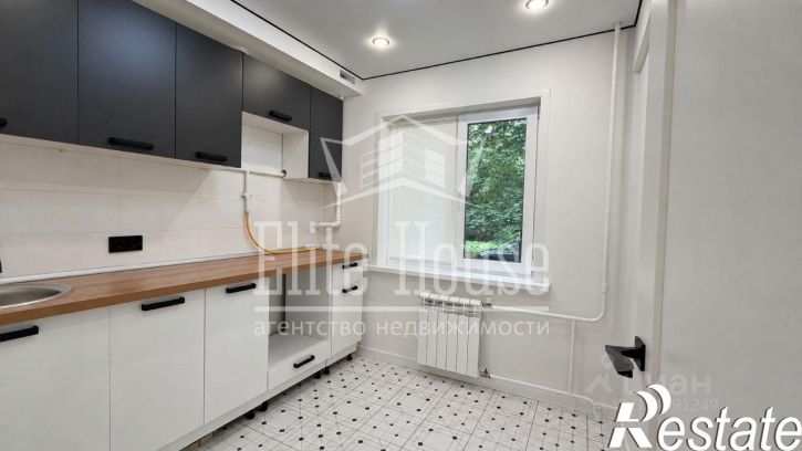 3-комн квартира улица Циолковского, 27,  д. 27