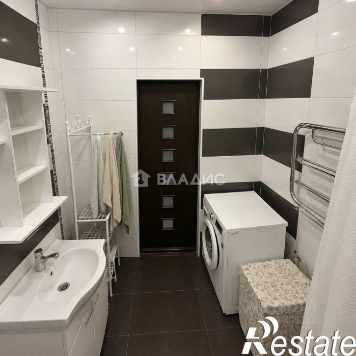 3-комн квартира Московская улица, 311 к3,  д. 311 к3