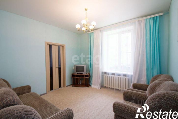 2-комн квартира улица Космонавта Комарова, 53,  д. 53