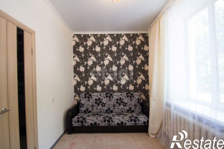 2-комн квартира улица Космонавта Комарова, 53,  д. 53