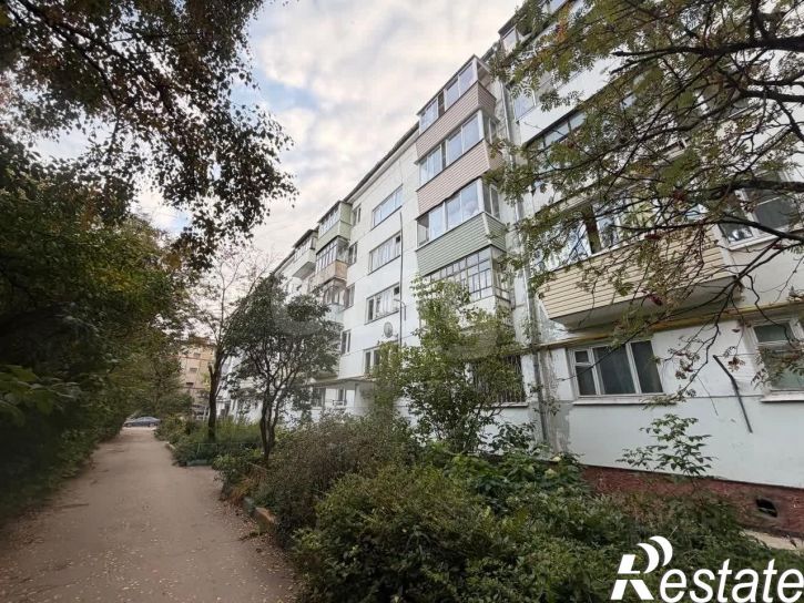 3-комн квартира улица Баррикад, 155,  д. 155