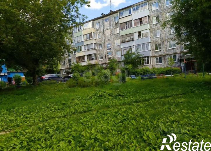 2-комн квартира улица Веры Андриановой, 64,  д. 64