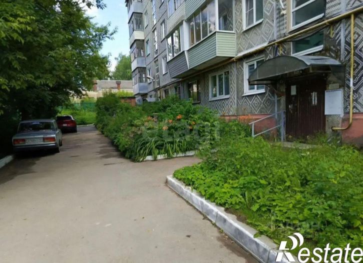 2-комн квартира улица Веры Андриановой, 64,  д. 64