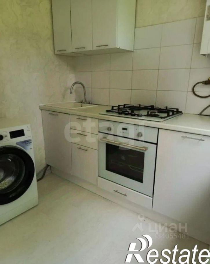 2-комн квартира улица Веры Андриановой, 64,  д. 64