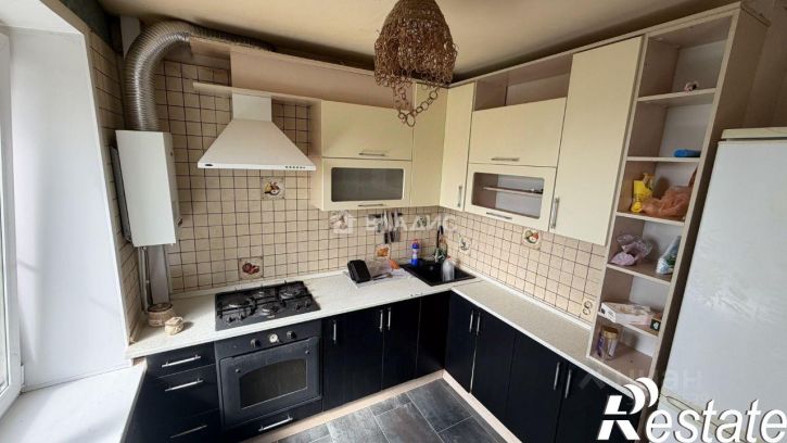 3-комн квартира улица Веры Андриановой, 68,  д. 68